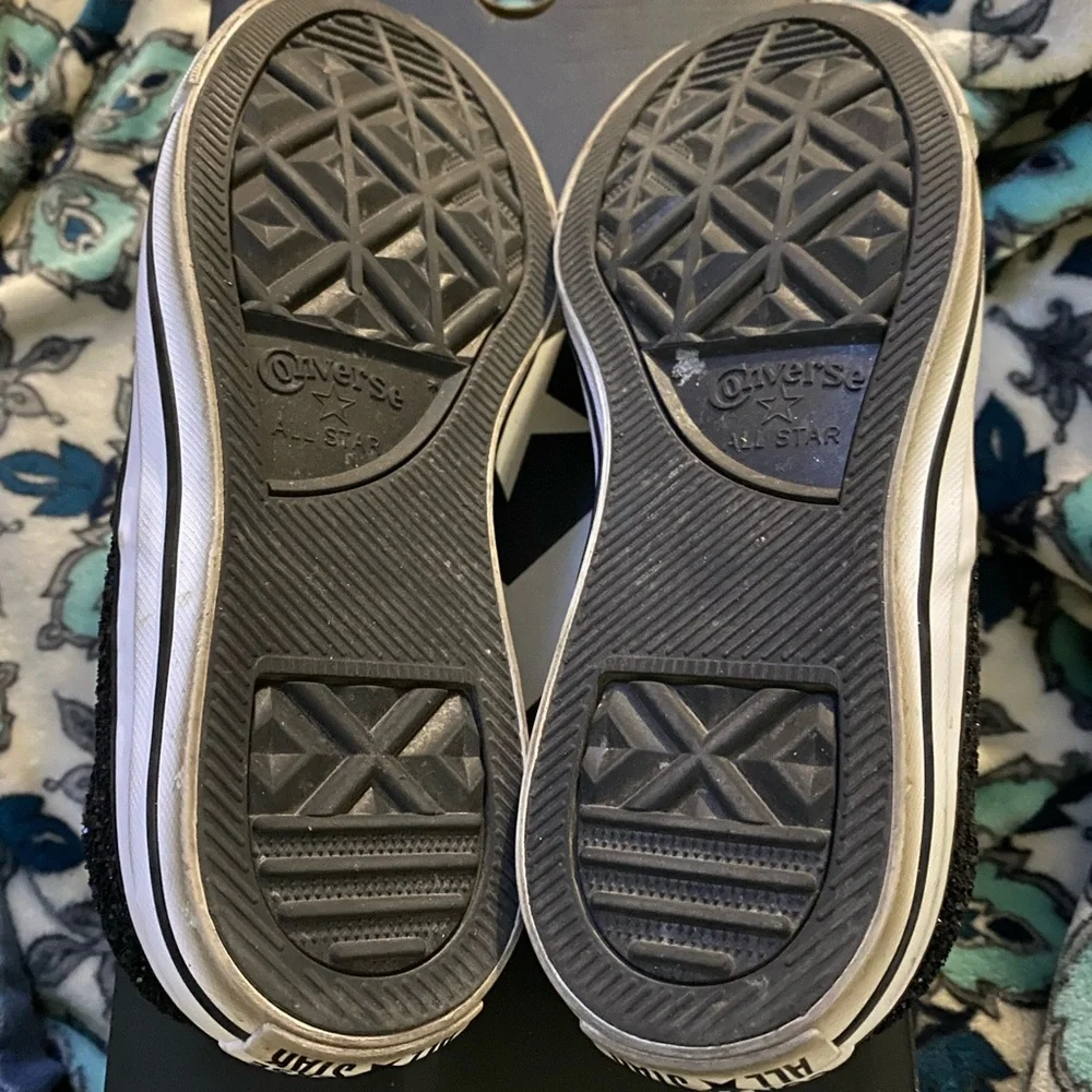 Black glitter Converse